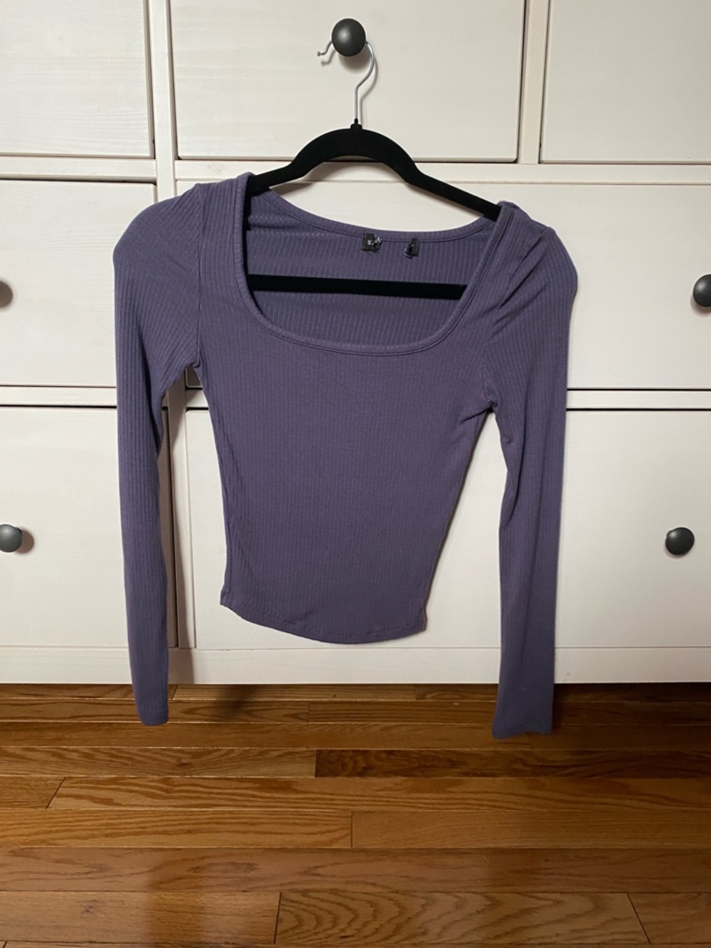 Ribbed Long-Sleeve Scoop Neck Top - Lavender